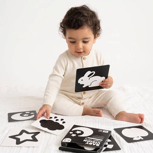 Black & White Baby Vision Trigger Cards - Enhance Early Visual Development - Fun Learning Store