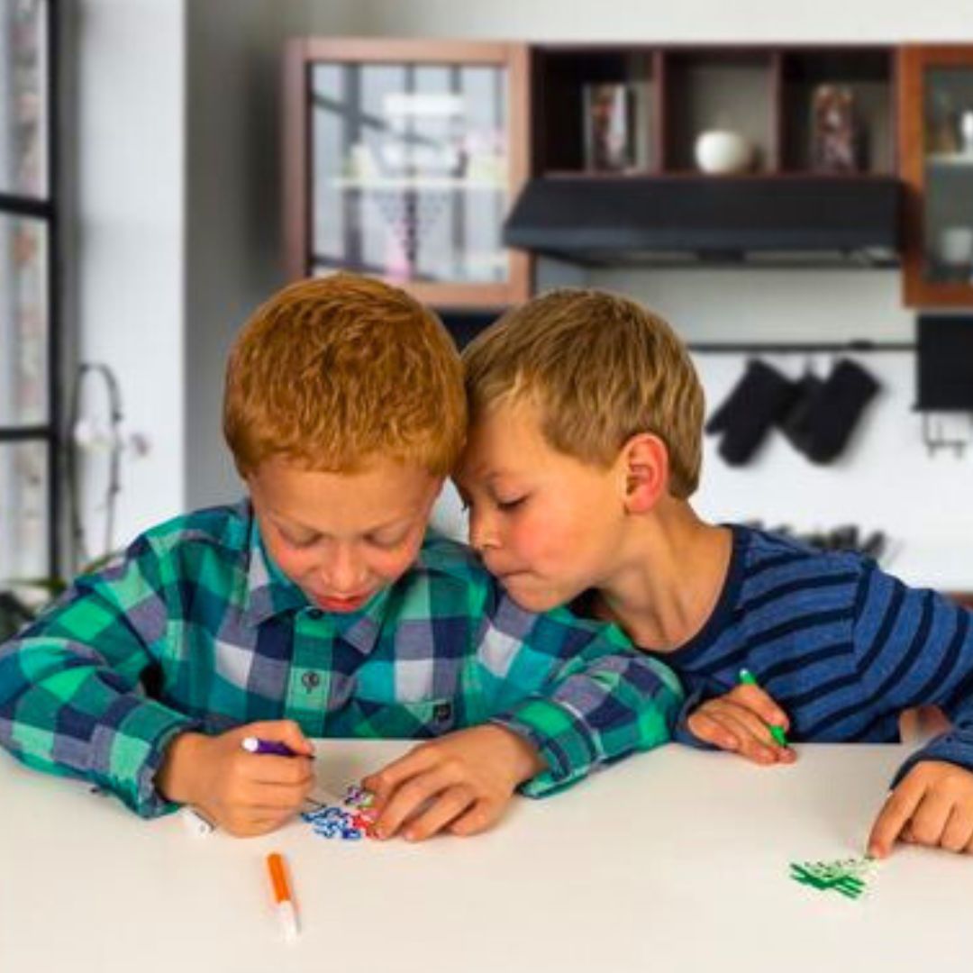 Crystal Garden Kit – Grow Magical Crystals in Your Favorite Colors! - Fun Learning Store