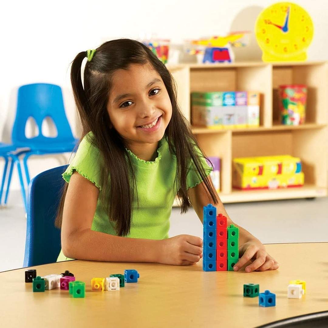 Snap Cubes: 100 Colorful Pieces for Big Learning Adventures! - Fun Learning Store